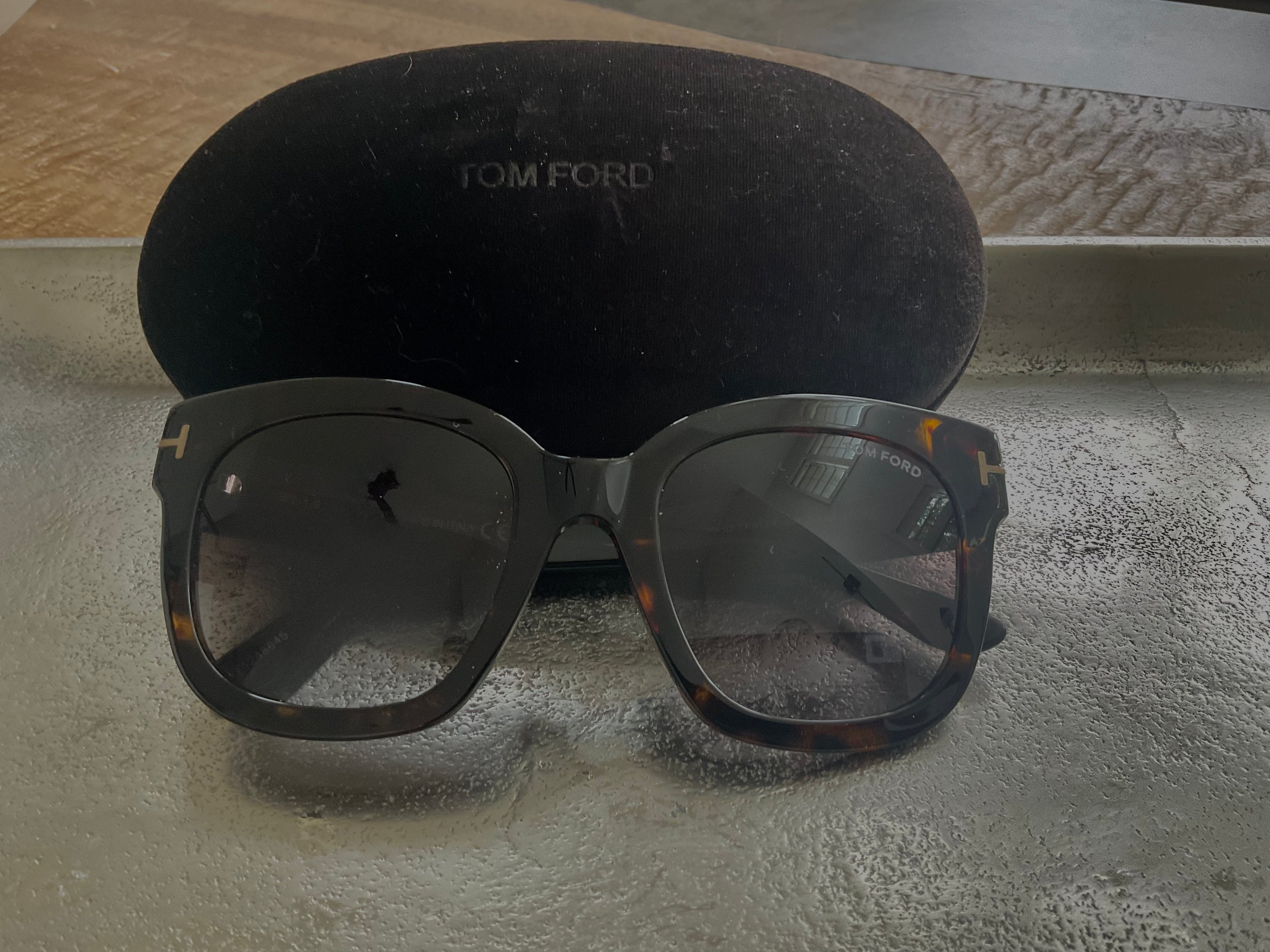 Tom Ford Beatrix-02 Oversized Sunglasses